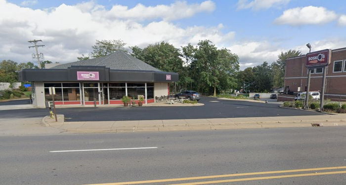 Dawn Donuts - 2850 Orchard Lake Rd - Keego Harbor Mi 48320